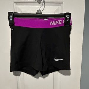 Black NIKE pros size small